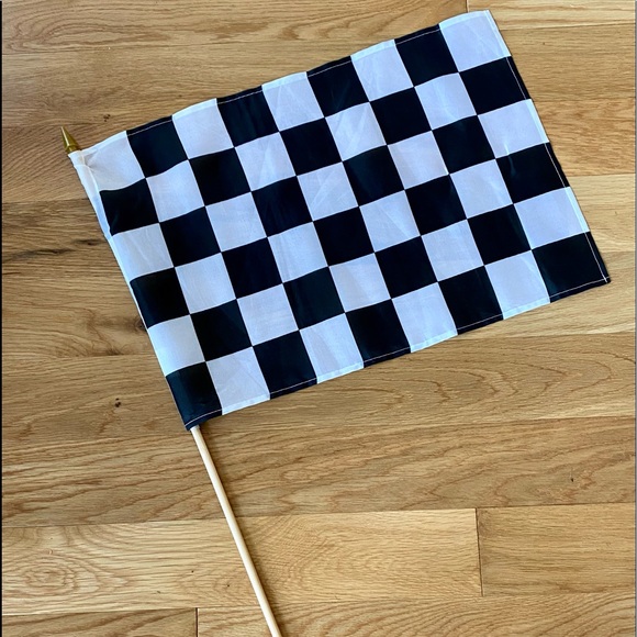 1 Dozen 12x18 Checkered Stick Flags - Picture 1 of 2